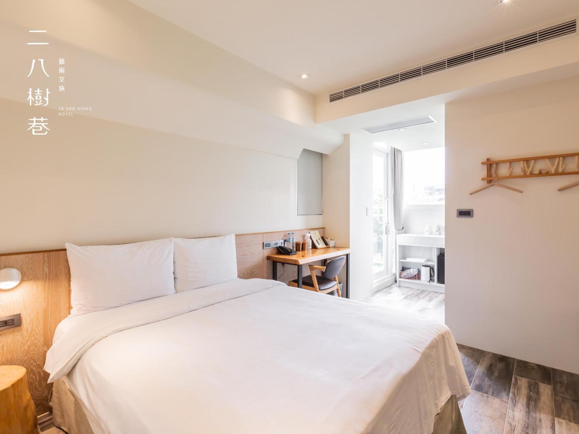 28 Shu Xiang Hotel Taichung Exterior photo